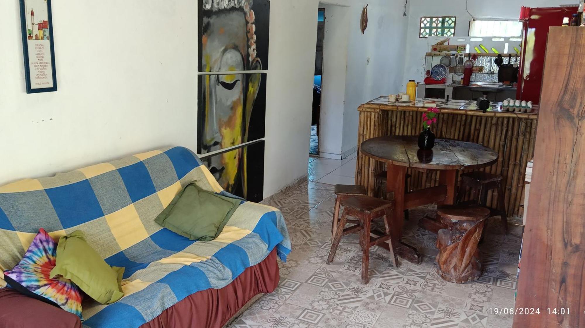 Eco Hostel Lunar ซูรี ภายนอก รูปภาพ