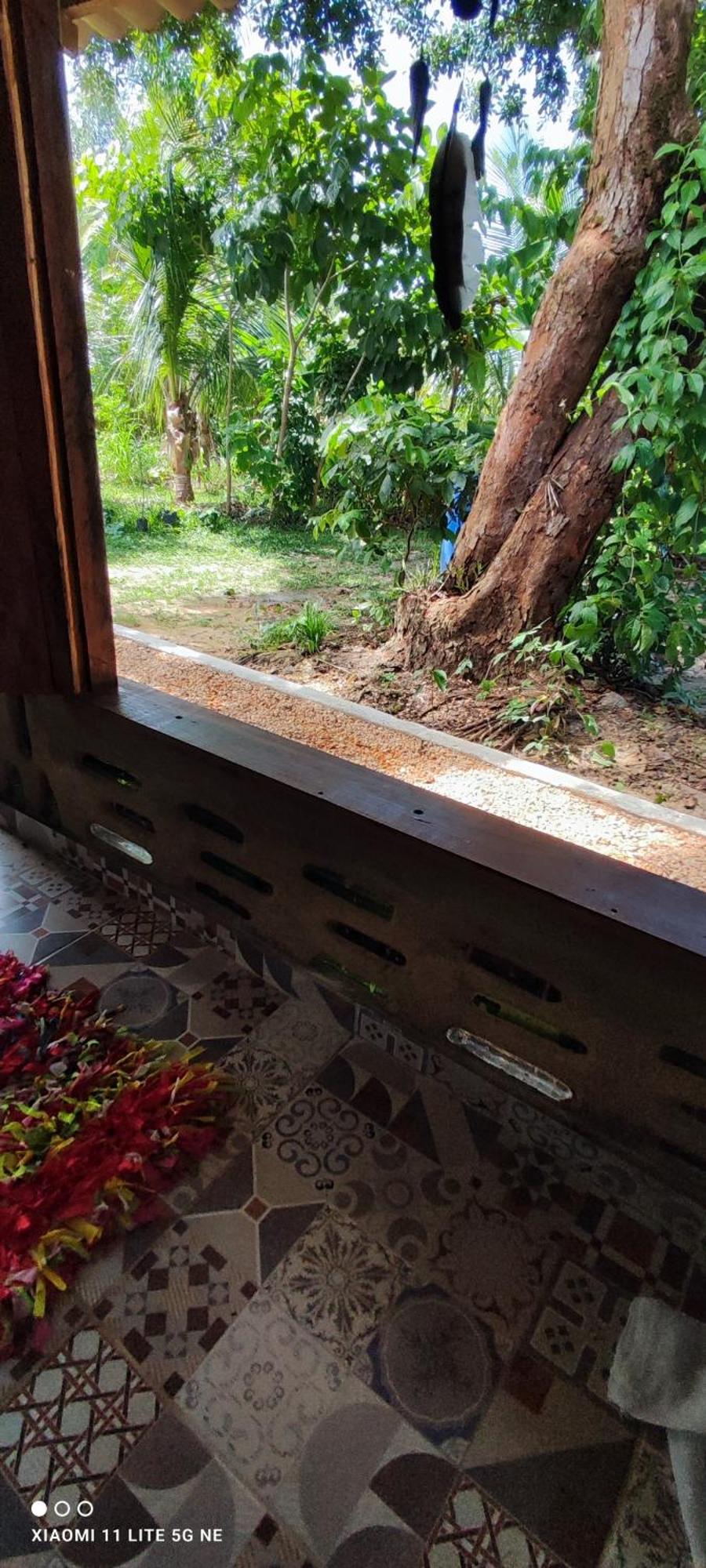 Eco Hostel Lunar ซูรี ภายนอก รูปภาพ