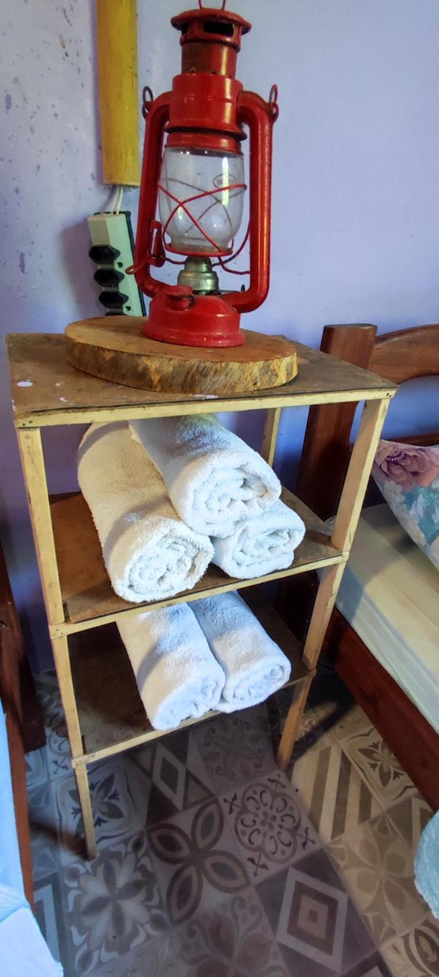 Eco Hostel Lunar ซูรี ภายนอก รูปภาพ